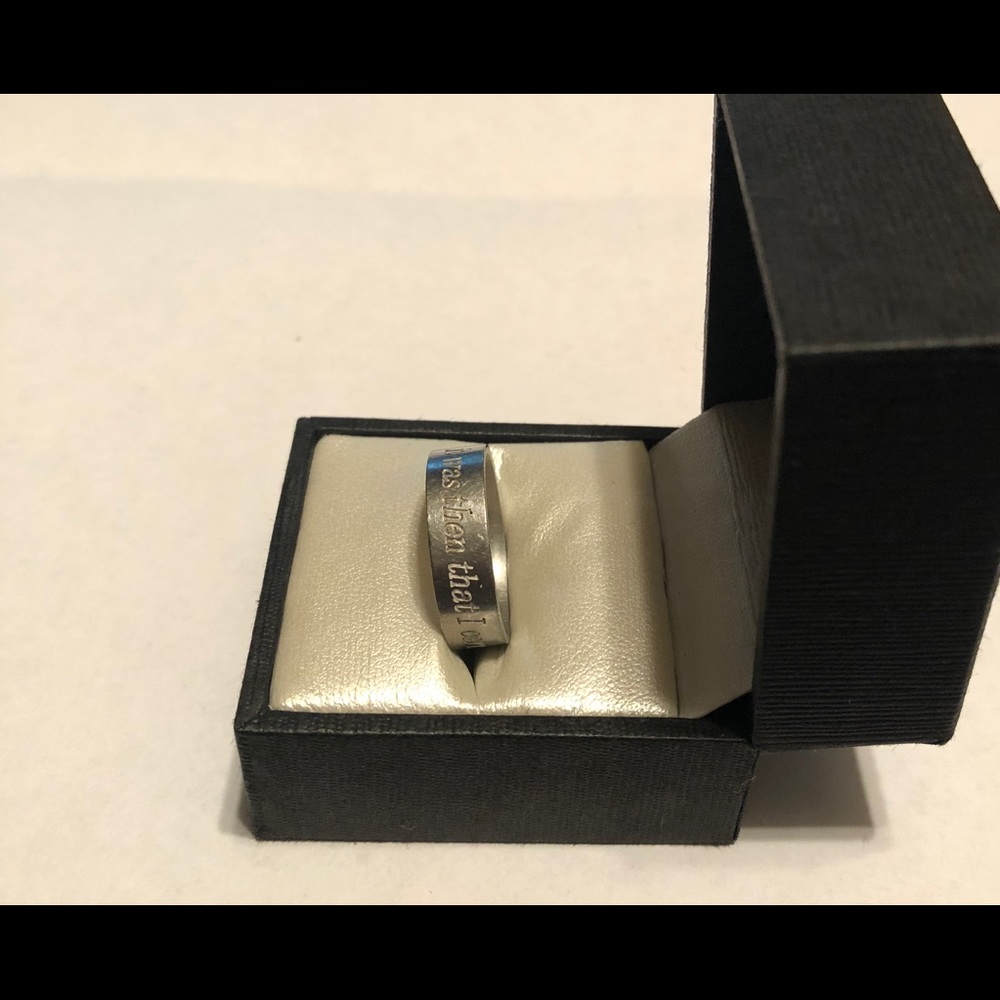 Silver Ring - Picture 3 of 6